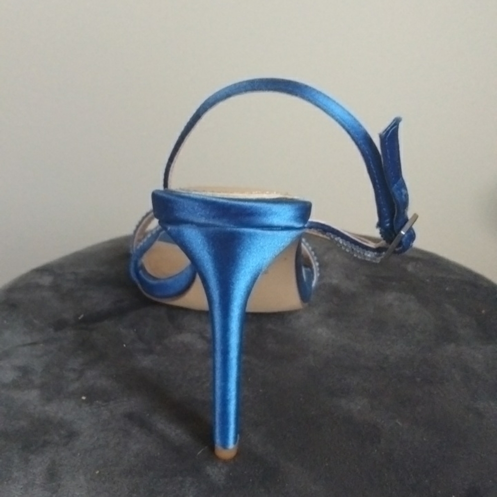 Sandals - Picture 3 of 3
